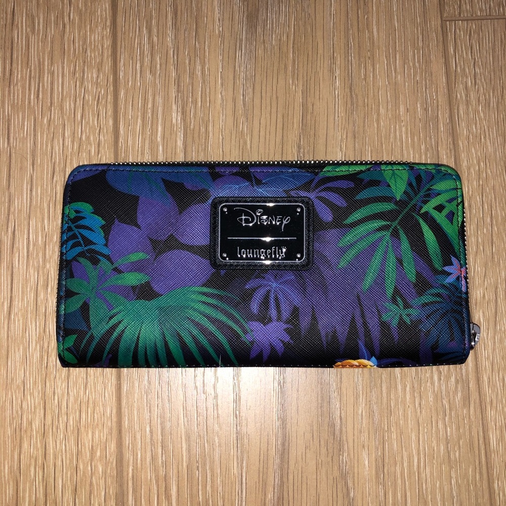 NWOT Disney Loungefly Peter Pan Wallet